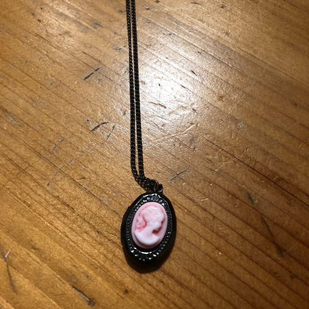 Locket
